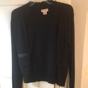 Black Guess sweater